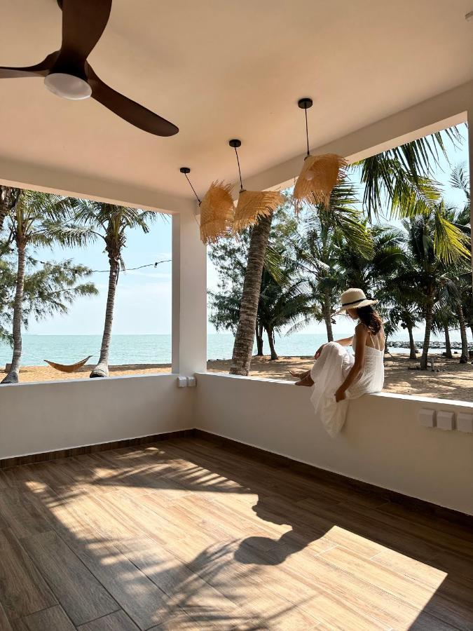 Beach N Breeze Glamping Malacca Eksteriør billede