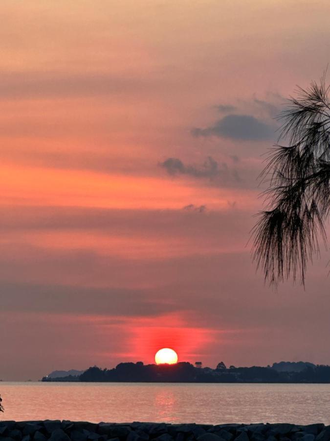 Beach N Breeze Glamping Malacca Eksteriør billede