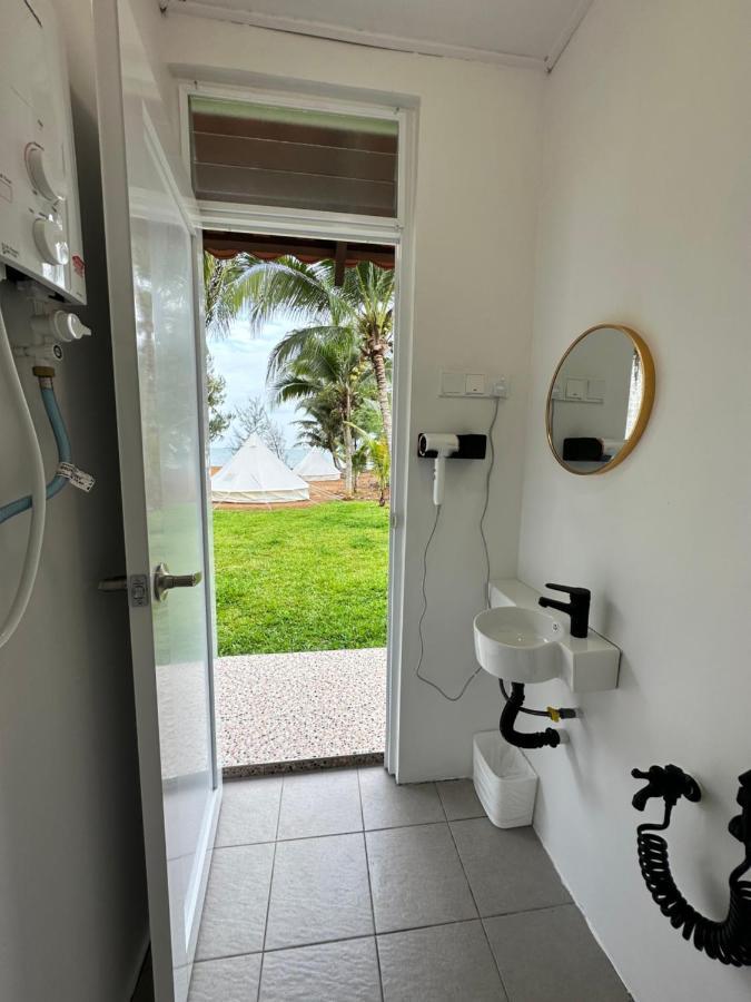 Beach N Breeze Glamping Malacca Eksteriør billede