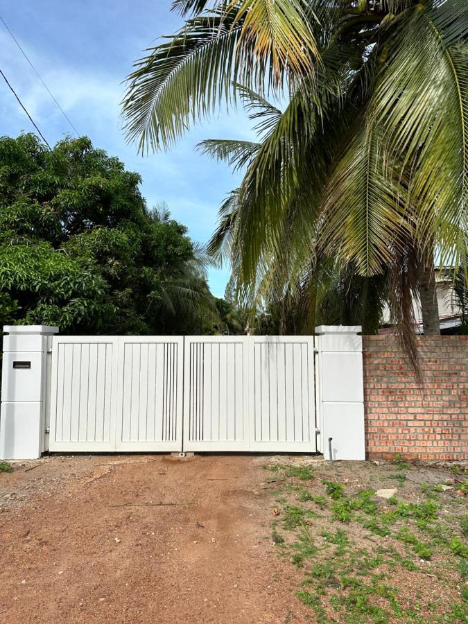 Beach N Breeze Glamping Malacca Eksteriør billede