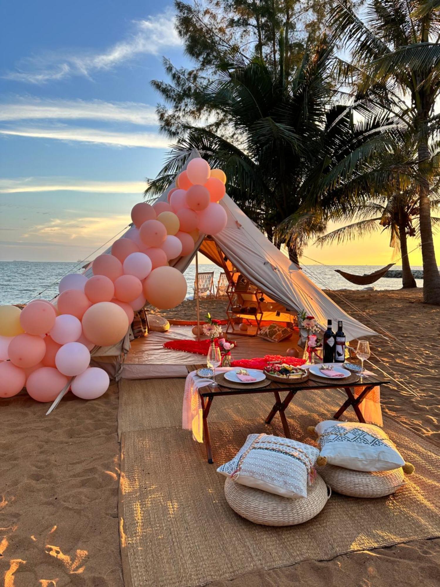 Beach N Breeze Glamping Malacca Eksteriør billede